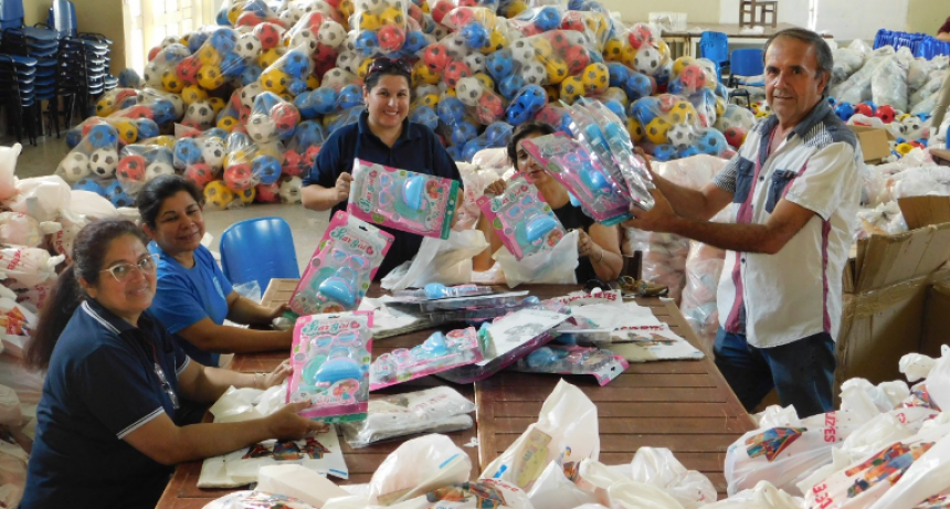 Clorinda: Distribuyeron los juguetes a las escuelas para ser entregados por el Día de Reyes