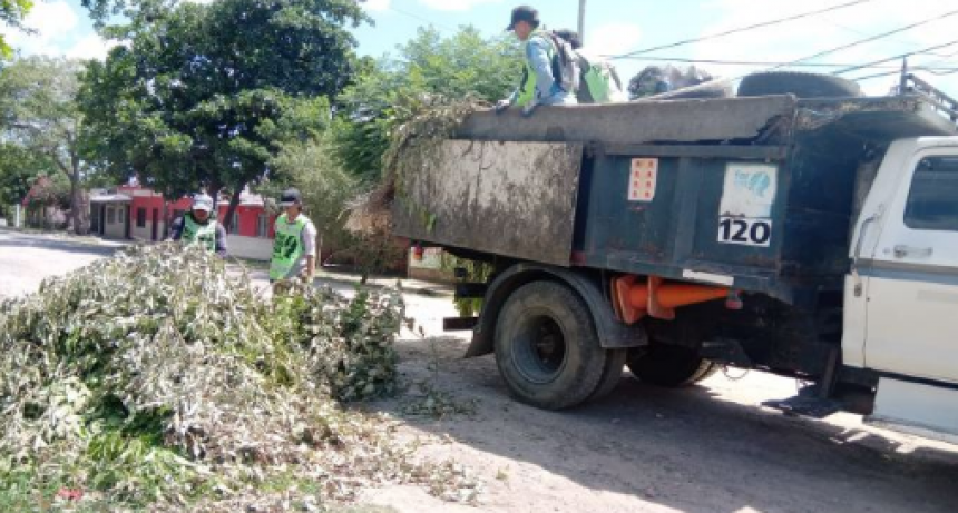 Intensifican los operativos de erradicación de microbasurales en diferentes conglomerados