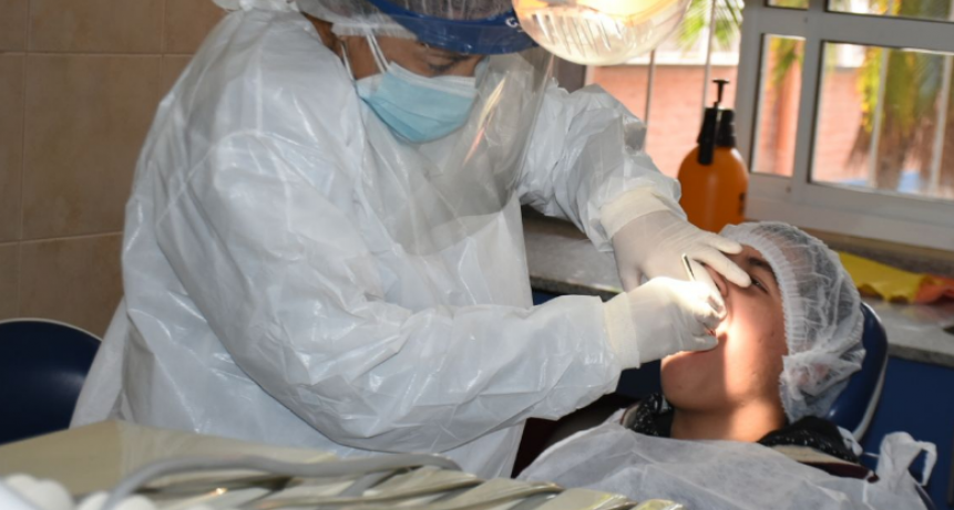 Hospital Odontol&oacute;gico: En la guardia atienden a 80 pacientes por d&iacute;a
