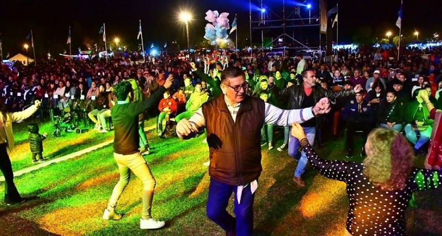 Fiesta Nacional de la Corvina: grilla completa de artistas