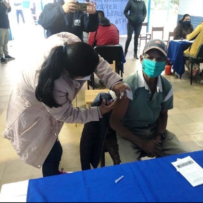 COVID-19: La campaña de vacunación llegó a tres localidades más del oeste provincial