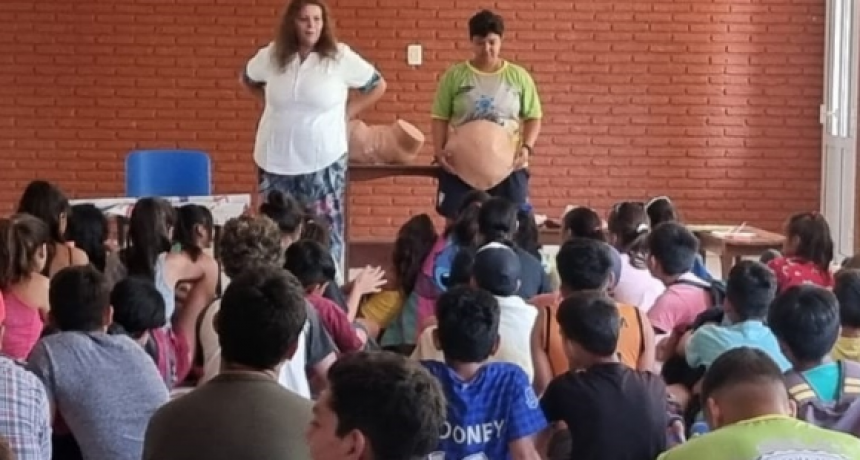 Nueva charla educativa destinada a promover el cuidado de la salud sexual integral