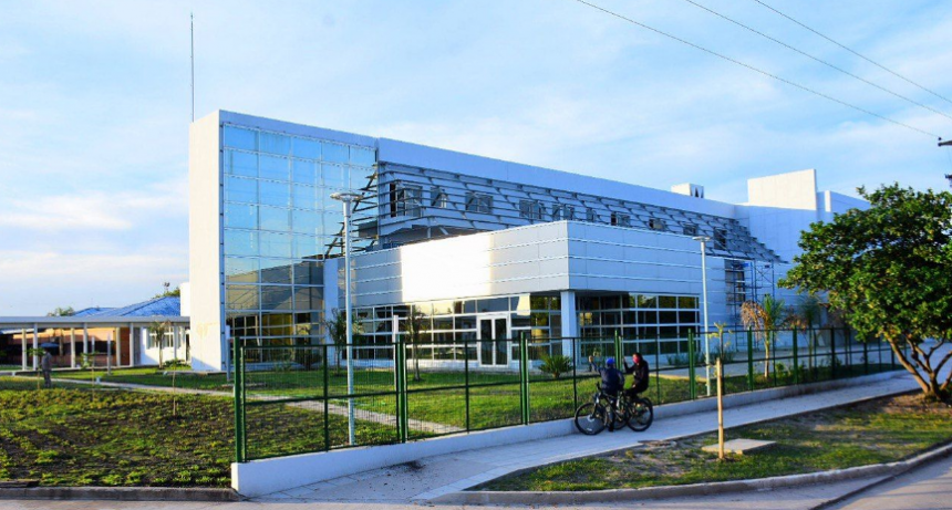 Gildo Insfrán anunció la compra de importante equipamiento médico para hospitales