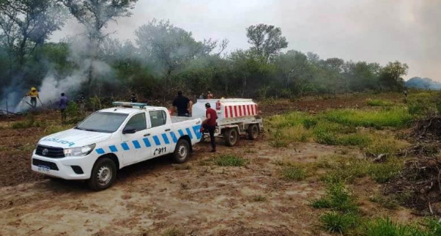 El Cuerpo de Bomberos intervino en dos incendios de grandes dimensiones