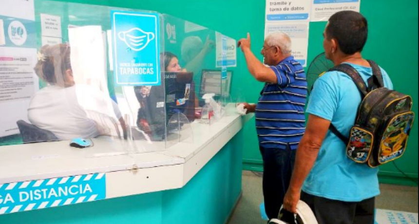 La Direcci&oacute;n de Tr&aacute;nsito contin&uacute;a tramitando licencias de conducir durante la ma&ntilde;ana