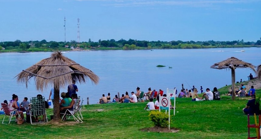 TARDE RECREATIVA en el Paseo del Río