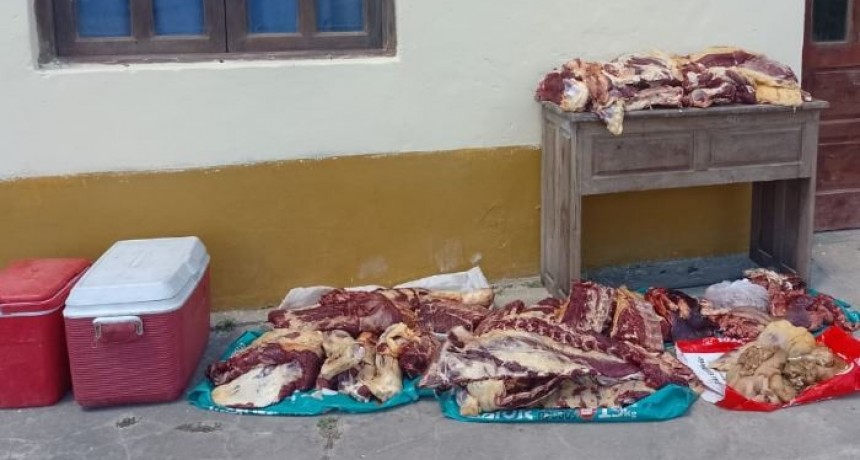 En dos procedimientos la policía secuestró producto cárnico