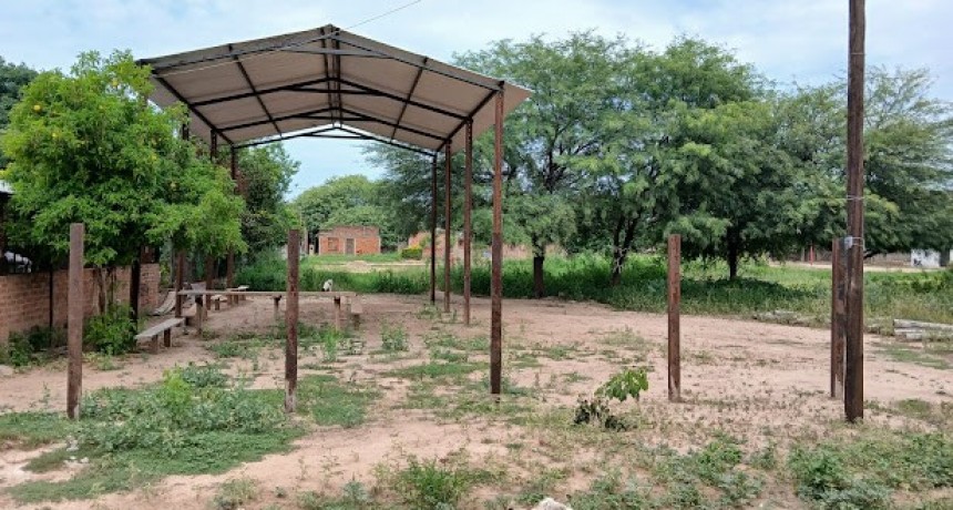 Dos personas se disputan un terreno en Laguna Yema