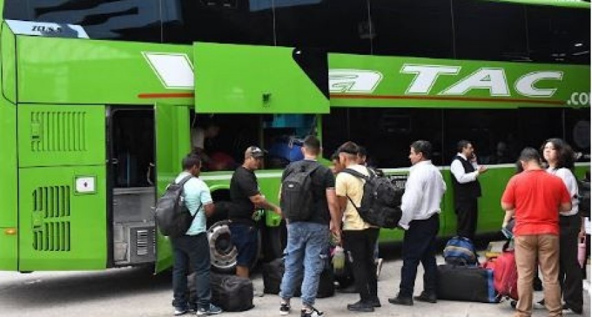Intenso movimiento en la Terminal de &Oacute;mnibus de Formosa por vacaciones