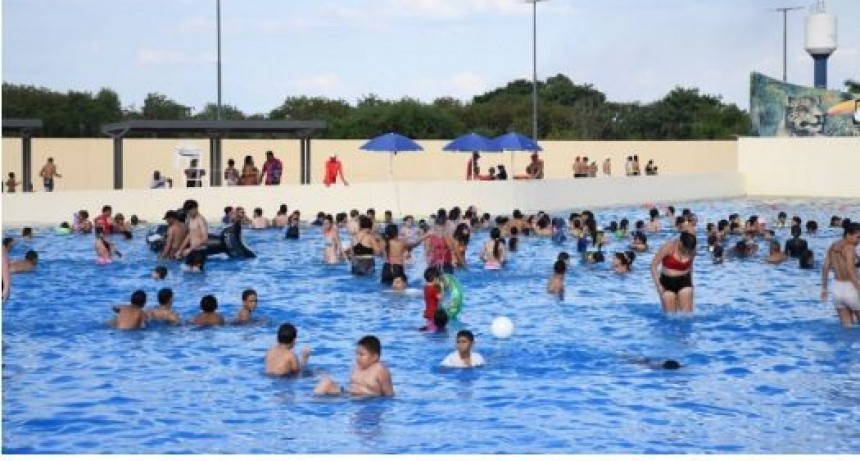 R&eacute;cord en el Parque Acu&aacute;tico: 20.600 personas asistieron este domingo