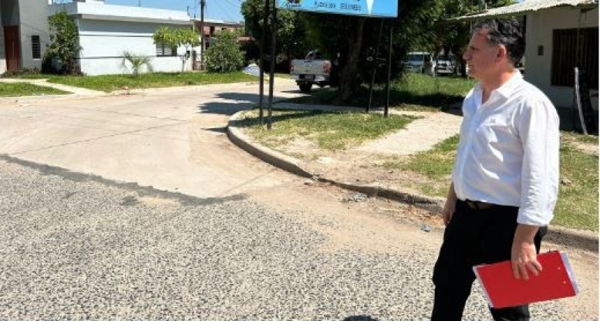 Avanza la pavimentaci&oacute;n y desag&uuml;es en la calle Mart&iacute;n Rodr&iacute;guez