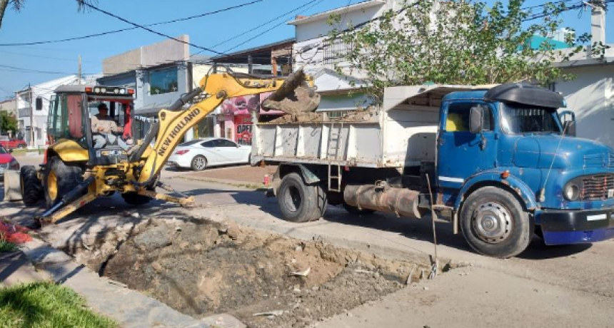 Continúan las obras de recuperación de la infraestructura vial en diversas arterias