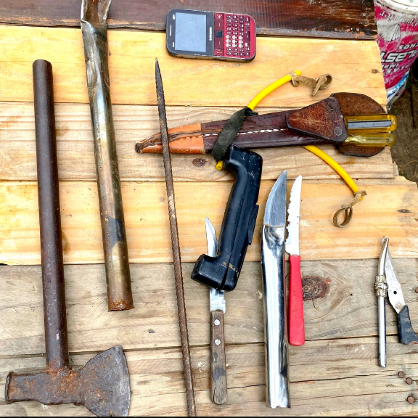 Tras un allanamiento en el barrio Lisbel Rivira, la Policía detuvo a dos hombres