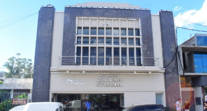 Cine Teatro Italia: Hubo prueba de sonido e imagen