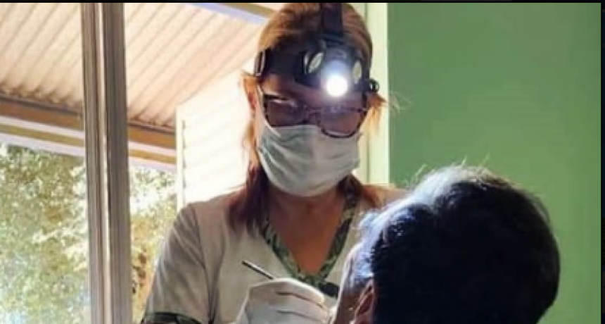 Atenciones odontológicas gratuitas en comunidades cercanas a Las Lomitas