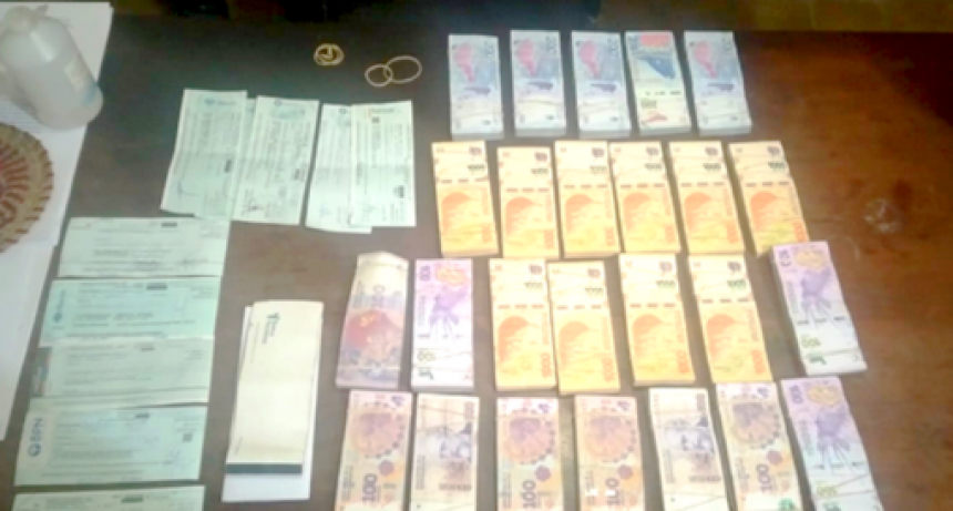 El Espinillo: Recuperaron parte de una fuerte suma de dinero sustraído del barrio 8 de diciembre