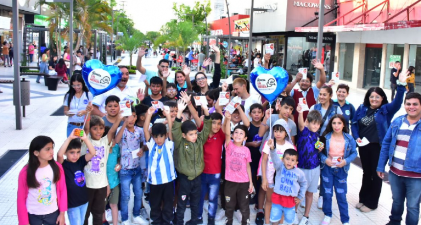 Realizaron campaña “Una moneda más, un derecho menos” en el centro