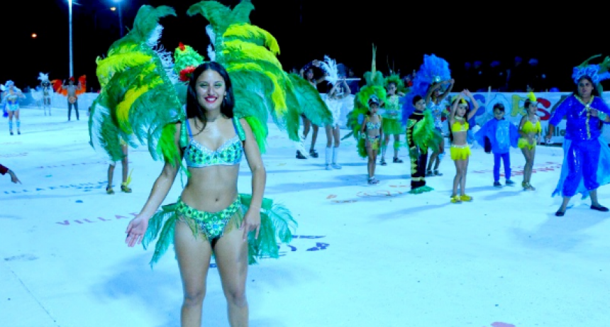 Villa Escolar abrió su primera noche de carnavales