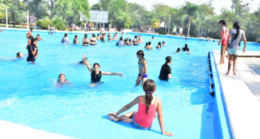 Inici&oacute; el octavo m&oacute;dulo de la Colonia de Vacaciones, con la visita de una delegaci&oacute;n de Piran&eacute;