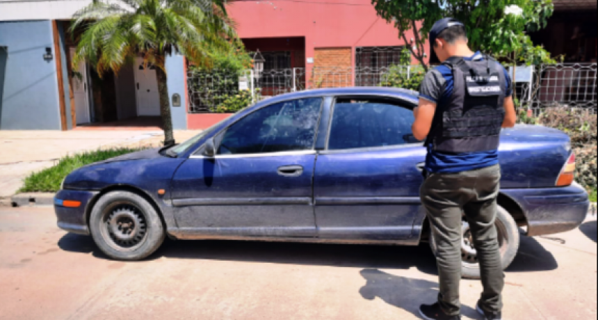 Recuperaron el auto que había sido robado del barrio La Pilar