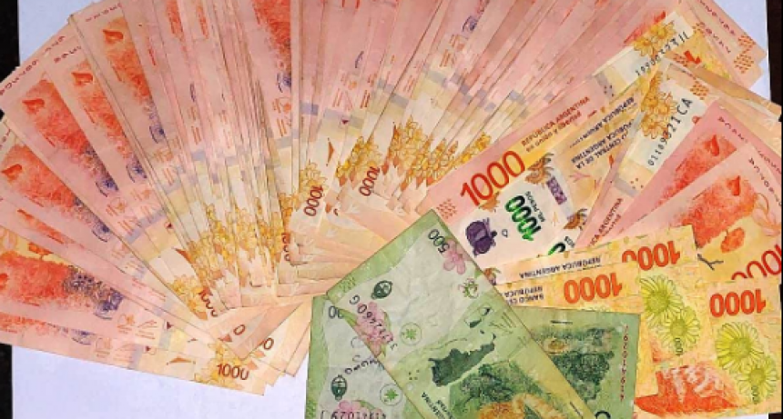 Empleada desleal: Detuvieron a una mujer que sustrajo $100 mil de pesos