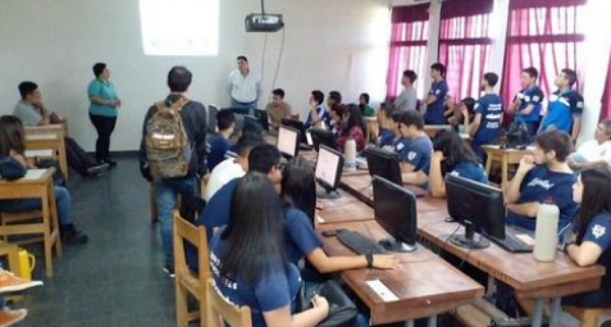 Llevaron a cabo capacitación para tramitación del Boleto Estudiantil Gratuito