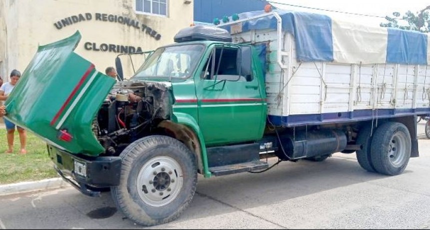 La policía secuestró un camión cuya numeración se encontraba adulterada