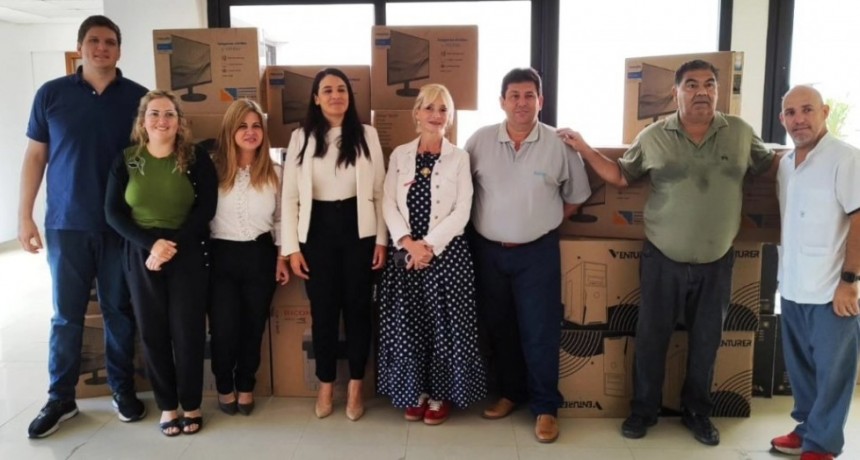 Entregaron nuevo equipamiento informático al Hospital Interdistrital Evita