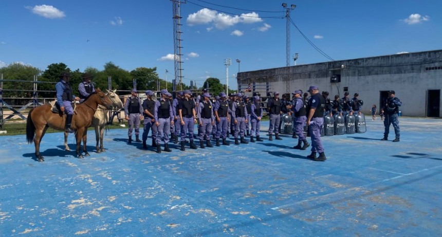 Se registraron incidentes entre jugadores y simpatizantes en un partido de fútbol
