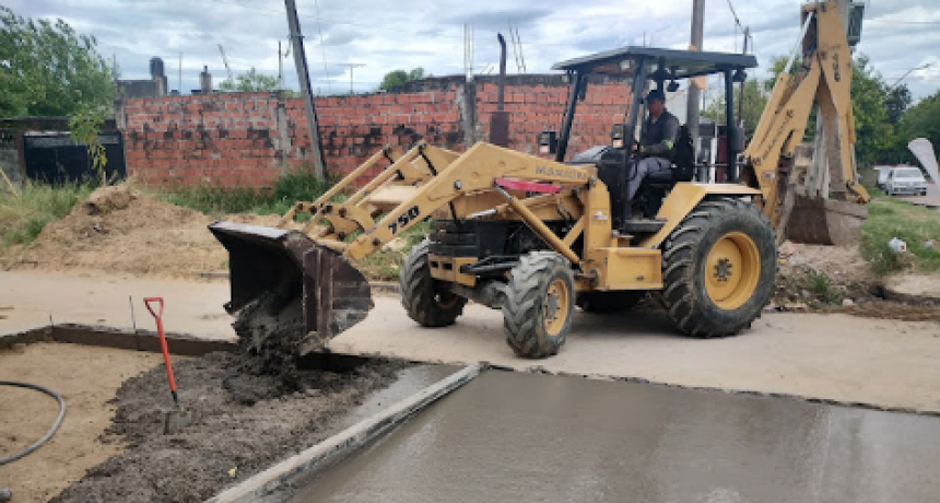 Permanentes obras de bacheo para optimizar arterias pavimentadas en distintos puntos del ejido urbano