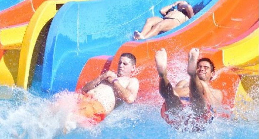 El Parque Acu&aacute;tico de El Colorado se consolida como atractivo tur&iacute;stico en la provincia