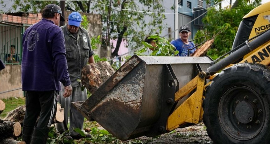 Limpieza en distintos puntos de la ciudad