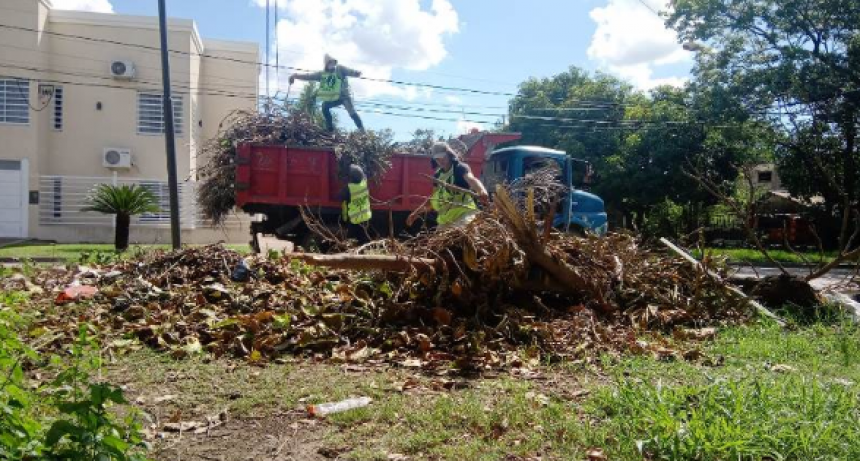 Intensifican operativos de recolección de residuos no convencionales en diferentes barrios