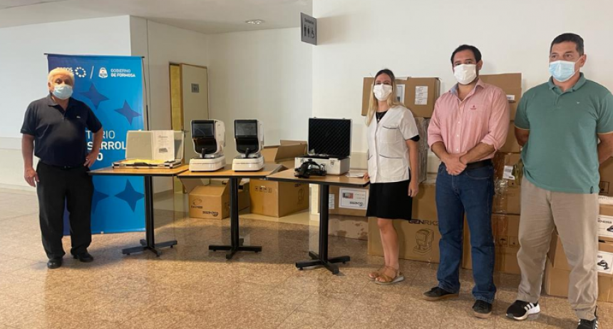 El Hospital Interdistrital Evita recibió equipamiento para las residencias oftalmológicas