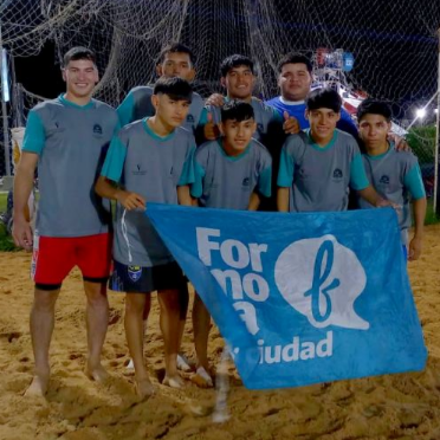 Se realizó el lanzamiento del torno juvenil de fútbol playa por el aniversario de la fundación de la ciudad