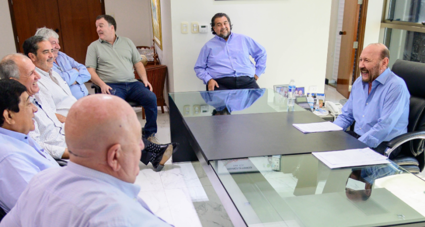 Gildo Insfr&aacute;n se reuni&oacute; con referentes gremiales de Comercio