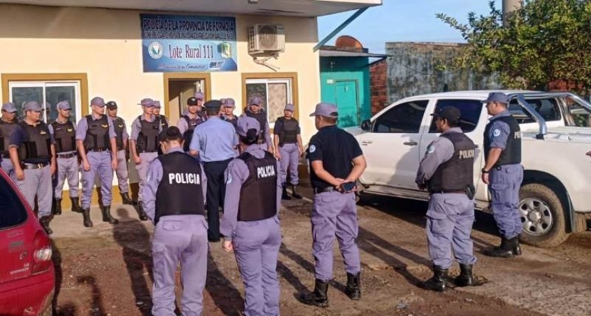 Tras allanamientos simult&aacute;neos, la Polic&iacute;a detuvo a un hombre, retuvo a un joven y recuper&oacute; un aire port&aacute;til