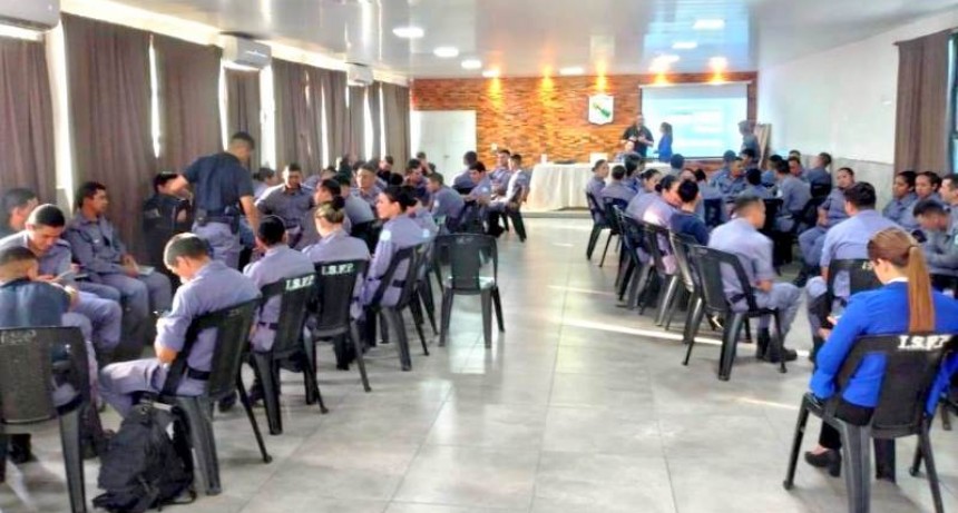 Se desarrolló un curso para el fortalecimiento espiritual y humano de 69 efectivos policiales