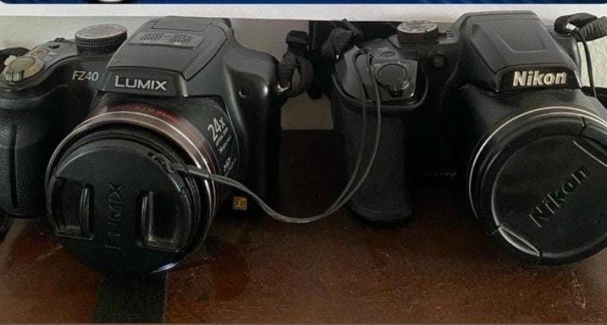 Efectivos policiales recuperaron dos cámaras fotográficas con un elevado valor económico