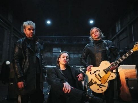 Airbag lanzó la primera parte de su nuevo álbum «El Club de la Pelea I»