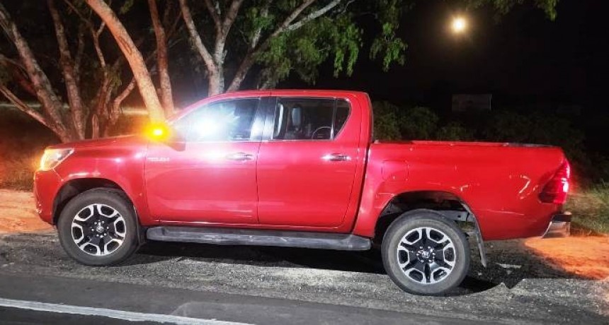 La Policía concretó el secuestro de dos camionetas y detuvo a un sujeto