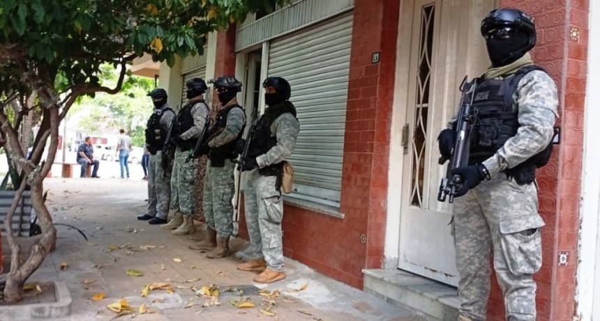 La Policía detuvo a un hombre por abuso sexual y suministro de pornografía
