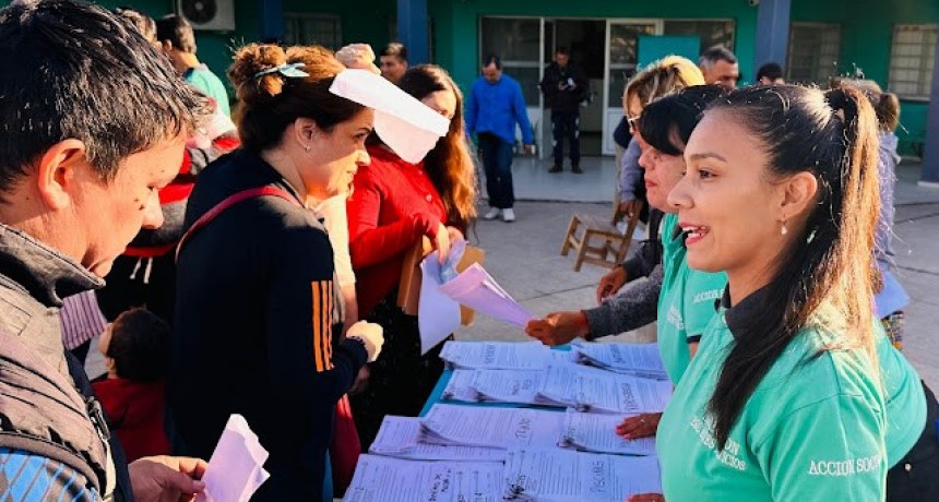 Masiva concurrencia en el inicio de inscripciones de la Escuela de Artes y Oficios de la Municipalidad