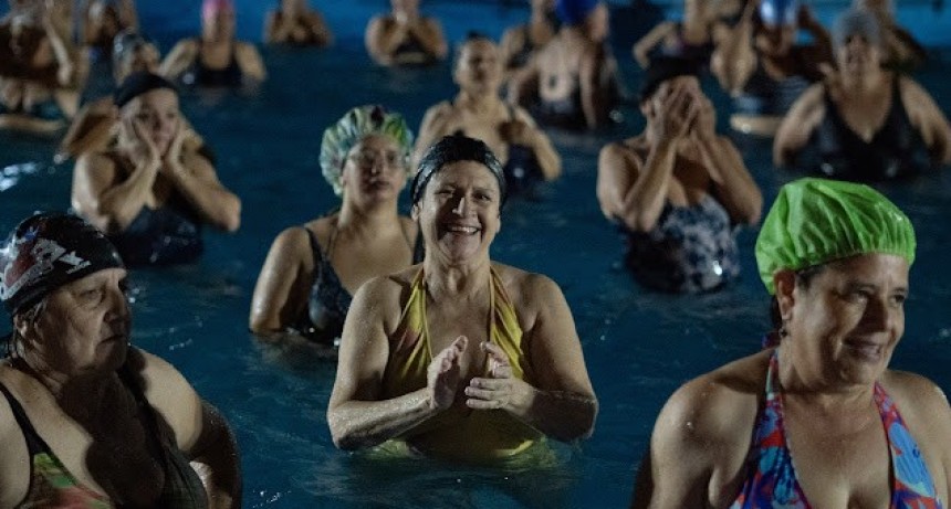 Pileta libre, aquagym y clases de natación en el Parque Acuático “17 de Octubre”
