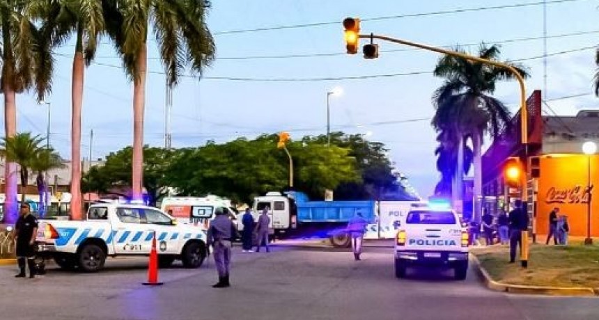Una octogenaria falleció al ser embestida por un camión