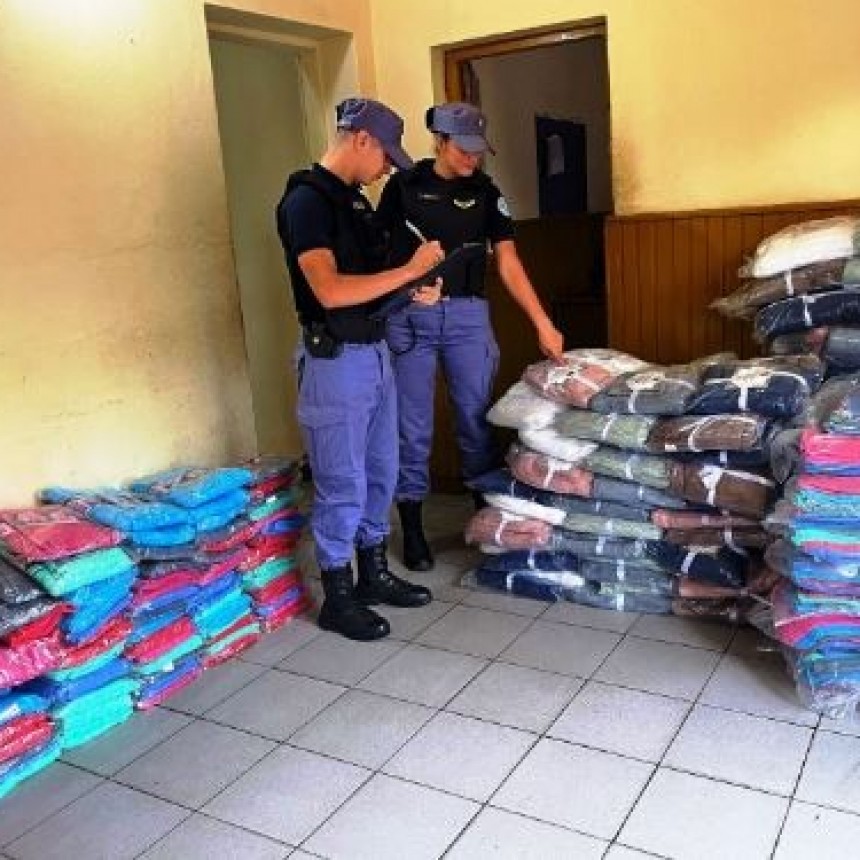 Secuestran mercaderías sin aval aduanero