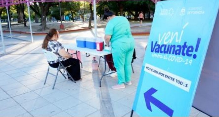 El conteo de casos COVID-19 cerró con una mínima variante en descenso respecto a la semana anterior