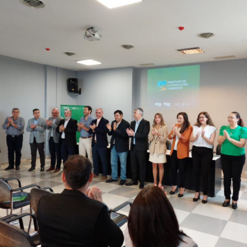 El Ministerio de la Producción y Ambiente presentó su gabinete