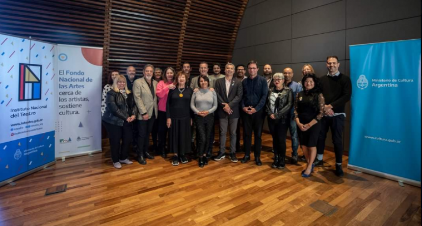 Abrió convocatoria de 