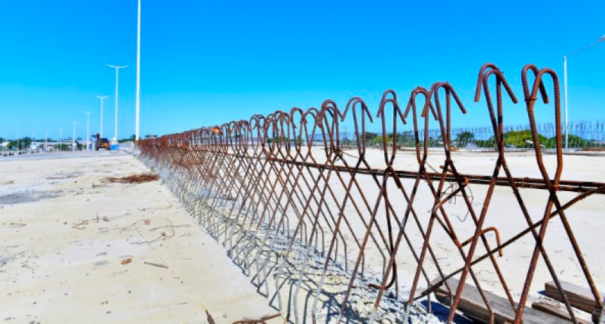 Ponen a punto la iluminación del puente sobreelevado de la avenida Néstor Kirchner y Gendarmería Nacional